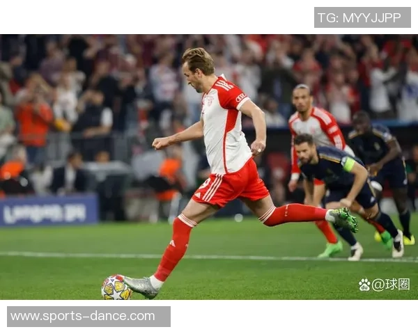 欧联杯震撼战役拜仁狂胜皇马引发全场热议与分析