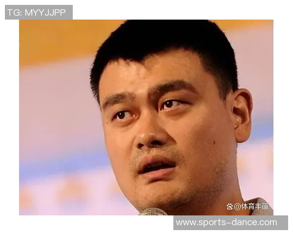 姚明是否因伤失去听力他的健康状况引发球迷广泛关注