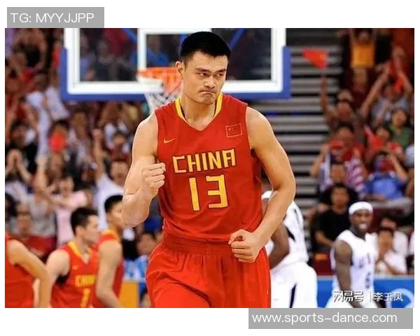 姚明近日身材变化引发热议网友纷纷点赞称其依然气质不减