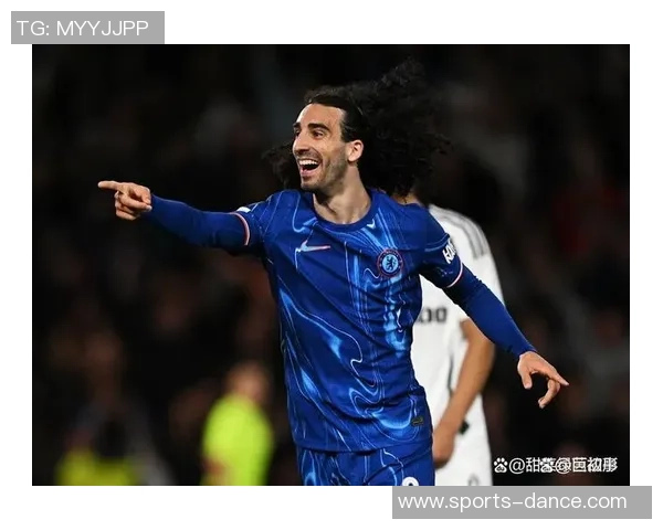 欧冠激战：里昂逆转切尔西绝杀时刻引发争议判罚全场沸腾