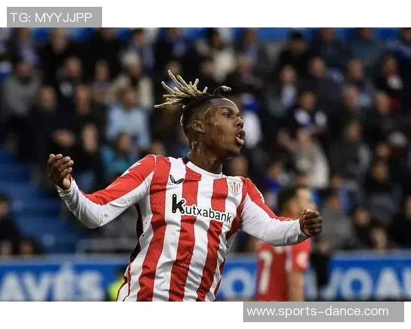 阿森纳与莱比锡友谊赛平局红牌事件引发全场热议与讨论