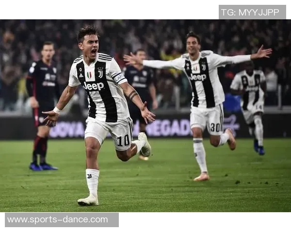 世界杯精彩对决尤文图斯逆转巴萨神奇扑救点燃全场激情