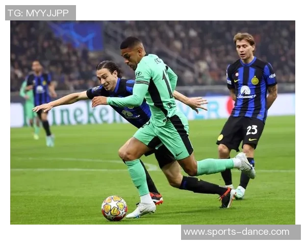 足总杯精彩对决国米狂胜马竞6-2引发全场热烈反响 足总杯精彩对决国米狂胜马竞6-2引发全场热烈反响