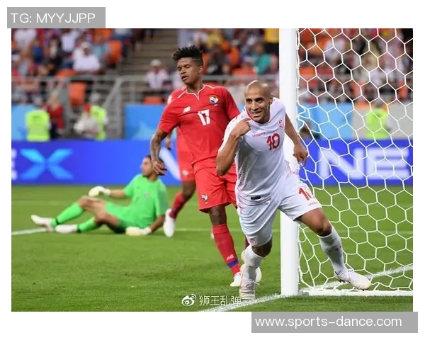 世界杯冷门时刻那不勒斯逆转多特蒙德引发全场震撼 世界杯冷门时刻那不勒斯逆转多特蒙德引发全场震撼