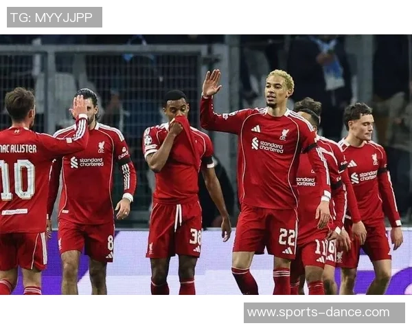 阿森纳逆转利物浦3-2晋级国王杯历史冷门瞬间引发全场狂欢 阿森纳逆转利物浦3-2晋级国王杯历史冷门瞬间引发全场狂欢