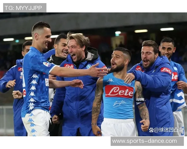 世界杯精彩对决:那不勒斯与莱比锡激战成平局引发全场热议 世界杯精彩对决:那不勒斯与莱比锡激战成平局引发全场热议